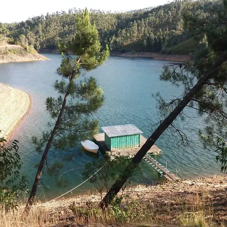 Casa Riotempo + Jangada Nyaraló *