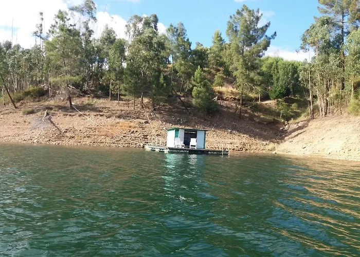 Casa Riotempo + Jangada Nyaraló